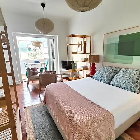 Bright, Spacious And Well-located, By Timecooler Lisboa